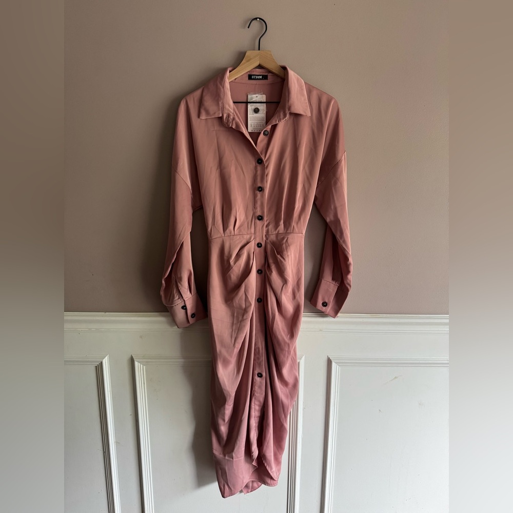 NWT Blush Pink Button up Tie Long Sleeve Midi Dress Ruched Collar Womens Large